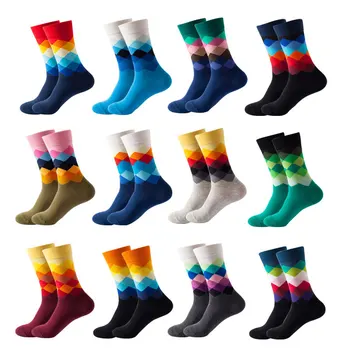 Осенне-зимние хлопчатобумажные мужские носки Mlae Diamond, разноцветные градиентные повседневные носки со средней длиной